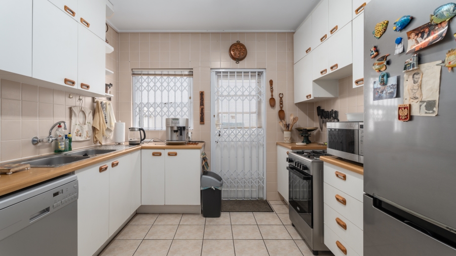 2 Bedroom Property for Sale in Onder Papegaaiberg Western Cape